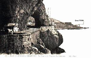 DJIDJELLI - ROUTE DE BOUGIE - AU FOND LE TITAN